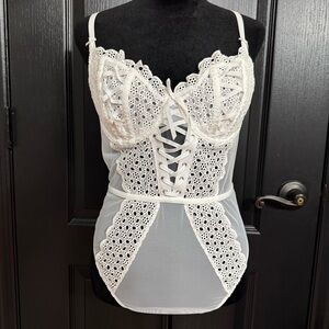 Victoria’s Secret Wicked Unlined Eyelet Lace Teddy White Women’s Large NWT